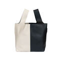 Bolso Shopper Saquito Combi Blanco y Negro Bolso Shopper Saquito Combi Blanco y Negro